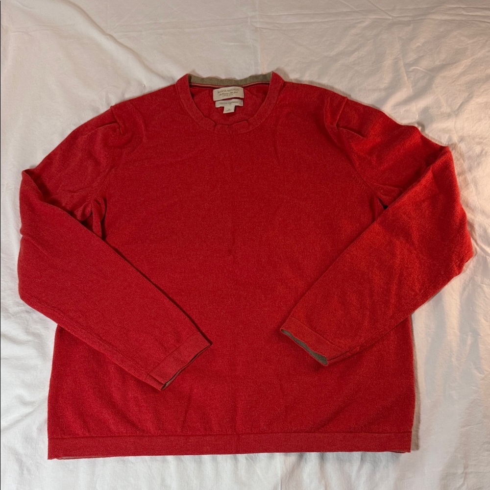 Banana Republic Men's Crewneck Sweater in Deep Salmon/Orange Size Medium